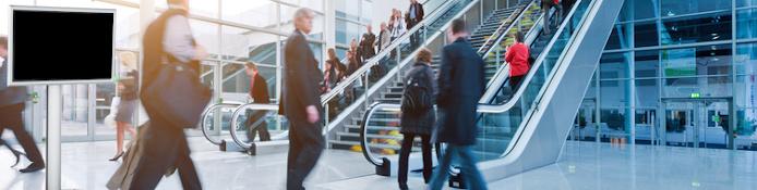 Monitorständer / Monitor Bodenständer für Messe mit Transportcase