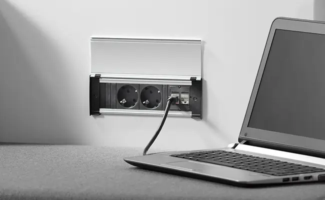 Bachmann KAPSA Einbausteckdose