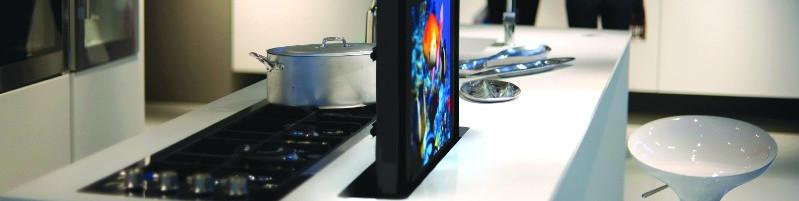 TV Lift Einbau / elektrischer Fernsehlift / Möbeleinbau Fernseher